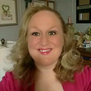 Meet your Posher, Robyn